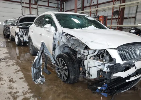 2019 Lincoln Mkc Reserve z USA, uszkodzony, nr VIN 5LMCJ3D94KUL12671